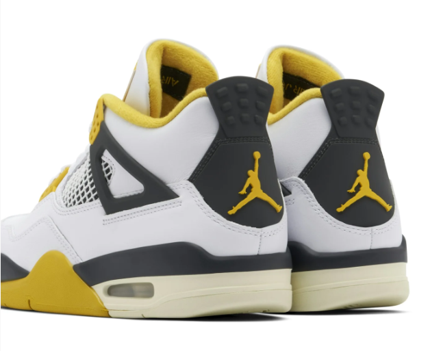 Air Jordan 4 'Vivid Sulfur' Sneakers