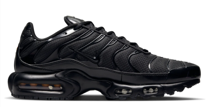 Nike Air Max Plus 'Triple Black' | Stealth in Motion 604133-050