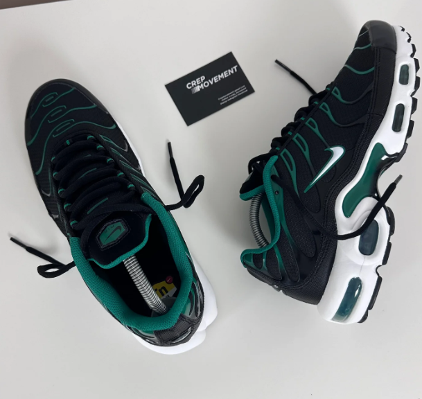 Nike Air Max Plus TN 'Malachite' | Black-Green Voltage